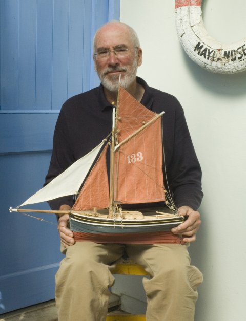 John Cann with model of 1860s Thames bawley, Vivid